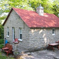 Sunset Lane Cottages, Mindemoya, ON opening hours
