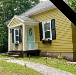 Cherry Lane Cottage, Mahone Bay, NS opening hours