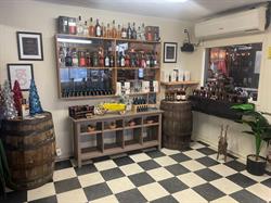 Dunrobin Distilleries Ltd., Vankleek Hill, ON opening hours