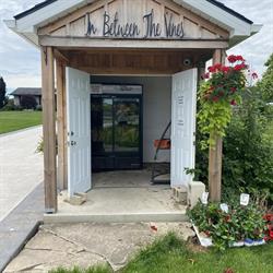 In Between The Vines, St. Catharines, ON opening hours