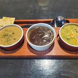 Brandi's Kitchen and Bar, Brantford, ON opening hours