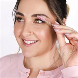 Victorious Lashes, Grimsby, ON opening hours
