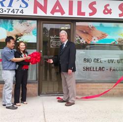Lori's Nails & Spa In Erin, opening hours