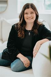 Andrea Ferrett - The Singing Realtor, London, ON opening hours