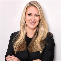 Jennifer Squires, Your Home Girl, Barrie, ON opening hours