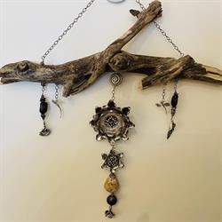 Giulietta Designs Gallery, Salt Spring Island, BC opening hours