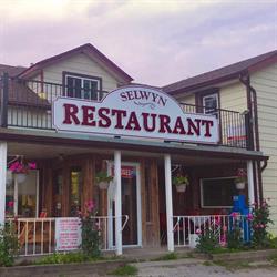 Selwyn Corner Restaurant, Lakefield, ON opening hours