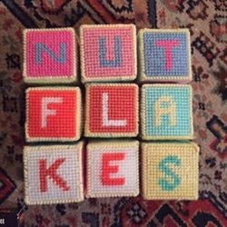 Nutflakes, Saskatoon, SK opening hours