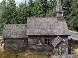 Friends of St Anne & St Edmund, Parksville, BC opening hours