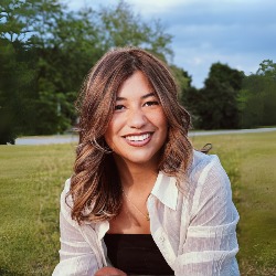 Jessica Kee – Realtor at Right at Home Realty, Toronto, ON opening hours