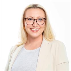 Kim Woollett, Real Estate Broker, Mississauga, ON opening hours