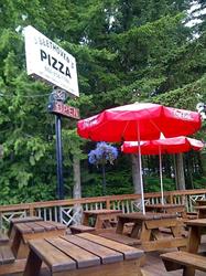 Beethoven's Pizza, Cultus Lake, BC opening hours