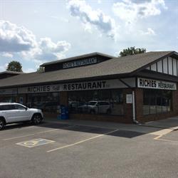 Richies Family Restaurant, London, ON opening hours