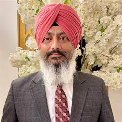 AJITPAL GILL, Realtor - Grand Realty, Calgary, AB opening hours