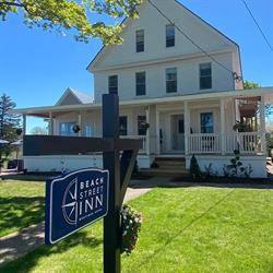Beach Street Inn, St. Martins, NB opening hours