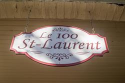 Le 100 St-Laurent, Louiseville, QC opening hours