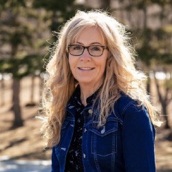 RE/MAX Real Estate : Shelley Dolen, Realtor, Leduc, AB opening hours