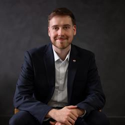 Leif Olson - Ottawa Real Estate Agent - Hamre Team REMAX BOARDWALK, Orleans, ON opening hours