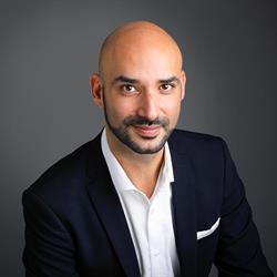 Moe Pourtaghi Realtor - Oakwyn Realty, Vancouver, BC opening hours